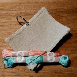 Stoffen journal 12,5 cm lang x 9,5 cm breed Beige